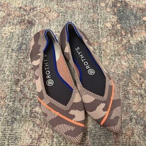 Rothy's The Point Beige Camouflage Flats size 8.5